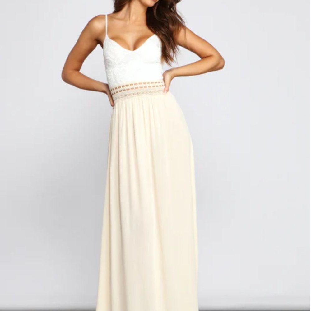Windsor White Lacy Maxi Dress